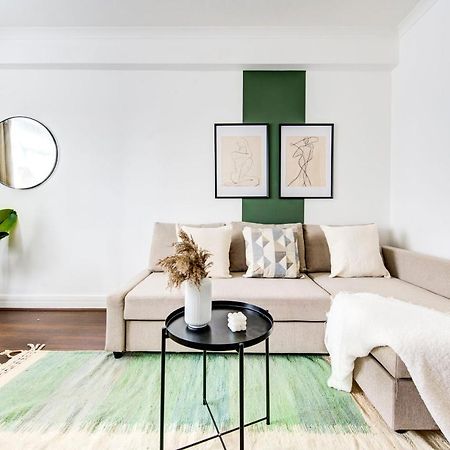 Appartamento Hyde Park Chic Modern Flat For 4 Londra Esterno foto